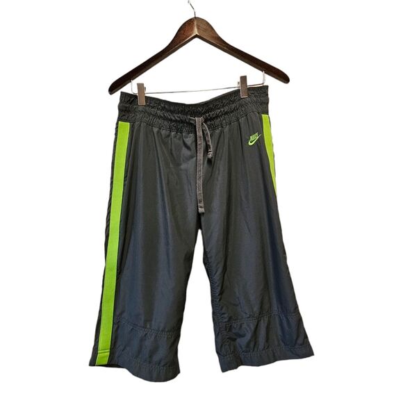 Nike Pants - Nike Capri Joggers Sz M Gray/Green “Swish Pants” Mesh‎ Lined